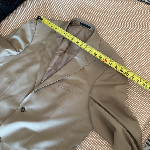 Paul Fredrick 43L British Tan Solid 2-Button Sport Coat
Wool Blazer Jacket. NWT - Picture 15 of 16